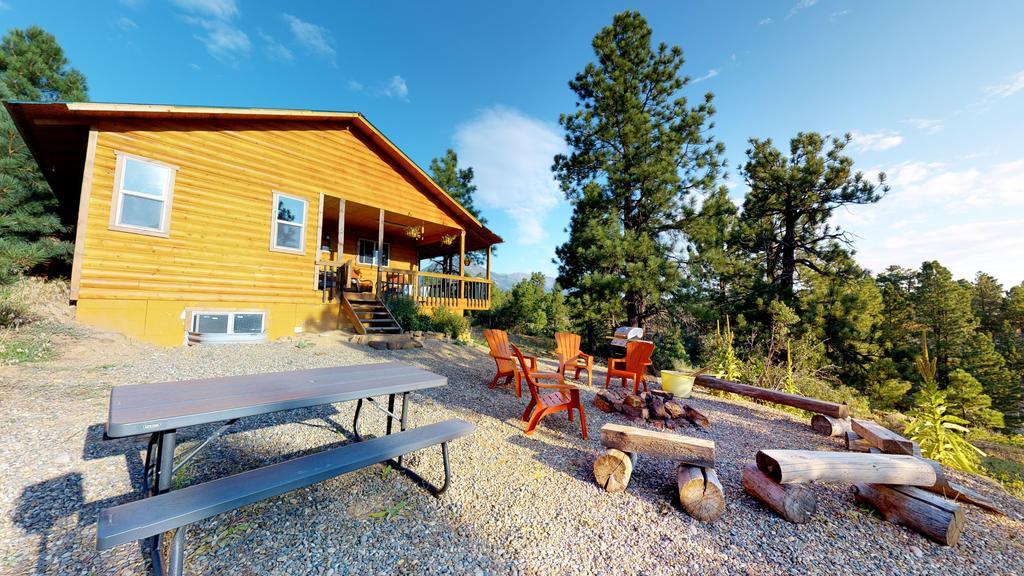 Long View Cabin, Breakfast Deck Overlooking The Canyon! 蒙蒂塞洛 外观 照片